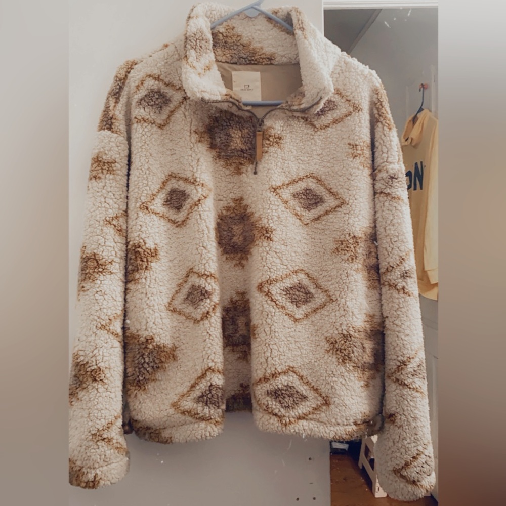 Women’s Sweater.